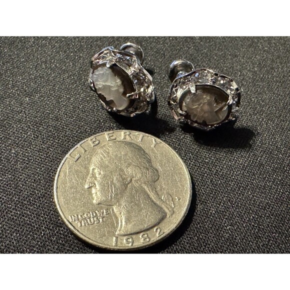 Vintage Sorrento Sterling Mother of Pearl Cameo Earrings Screw Back - Picture 4 of 5